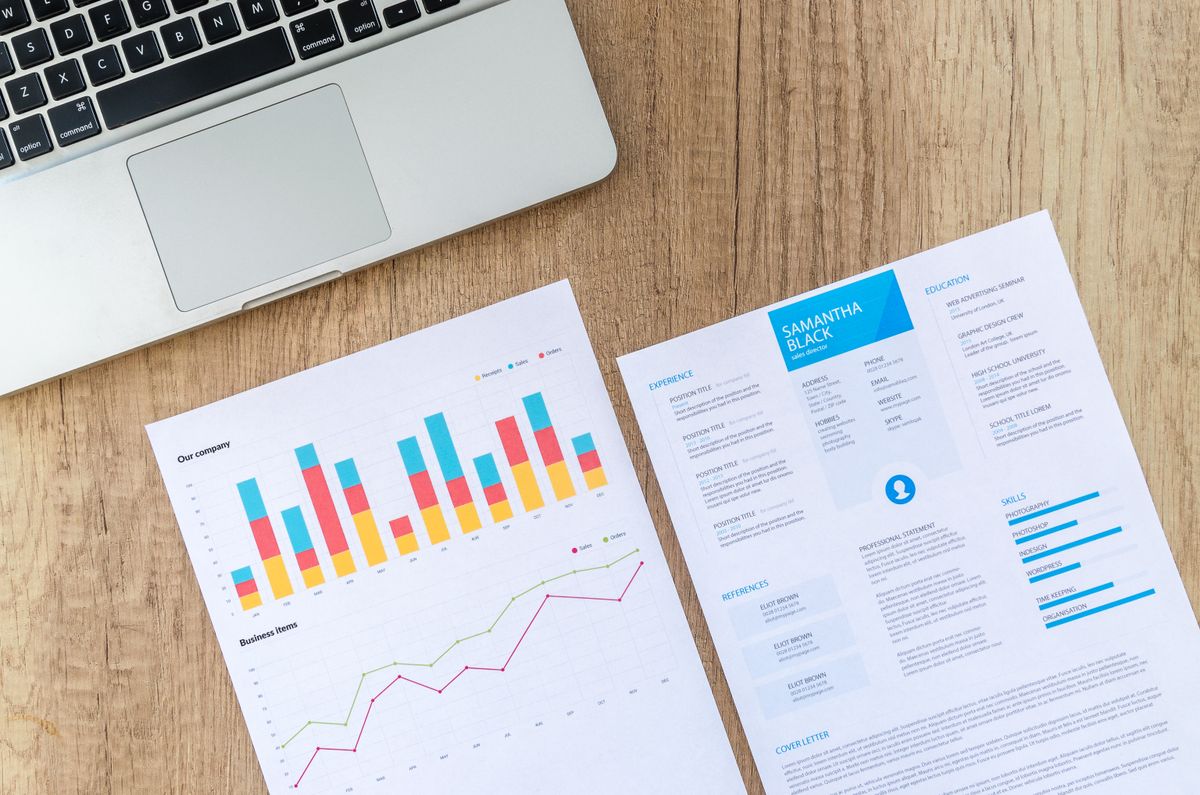 PrettyInsights vs Plausible Analytics: Which Privacy-First Tool Wins in 2026?