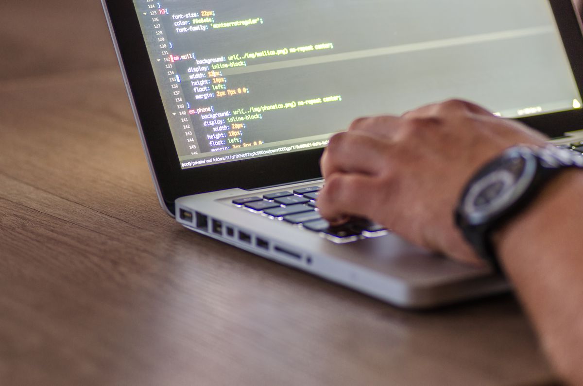 How to Choose a WordPress Agency in 2026 (And Why SiteMile Stands Out)